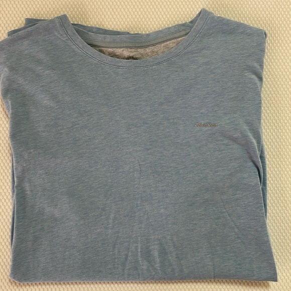 Men’s blue Calvin Klein T-shirt - Picture 1 of 3